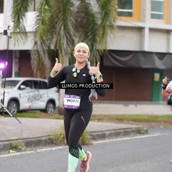 Runner Photo 7996572
