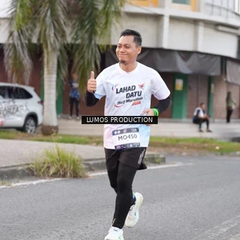Runner Photo 7996621