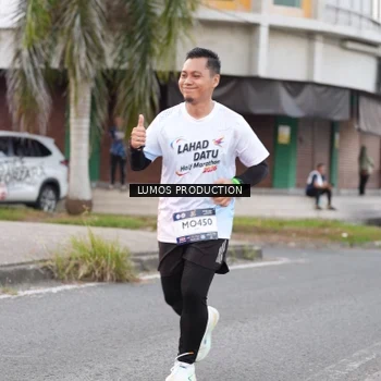 Runner Photo 7996622