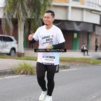 Runner Photo 7996624