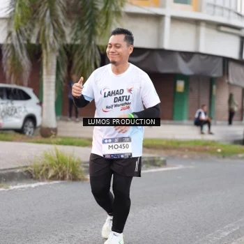 Runner Photo 7996630