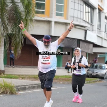 Runner Photo 7996632