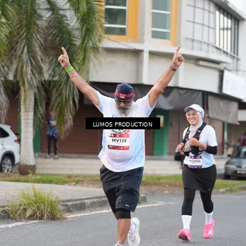 Runner Photo 7996636