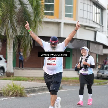 Runner Photo 7996640