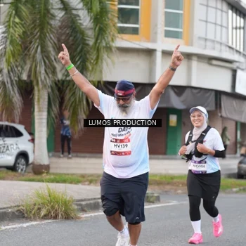 Runner Photo 7996642