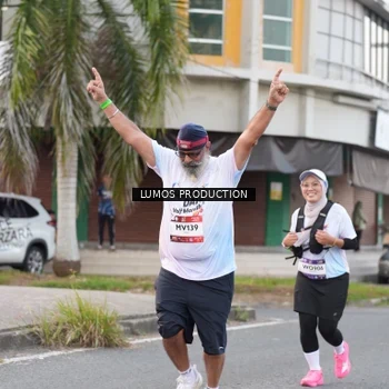 Runner Photo 7996643