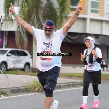 Runner Photo 7996653