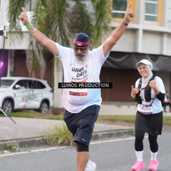 Runner Photo 7996654