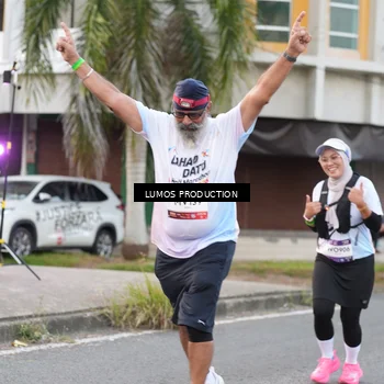 Runner Photo 7996656