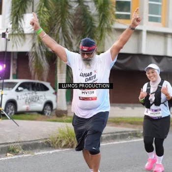 Runner Photo 7996657