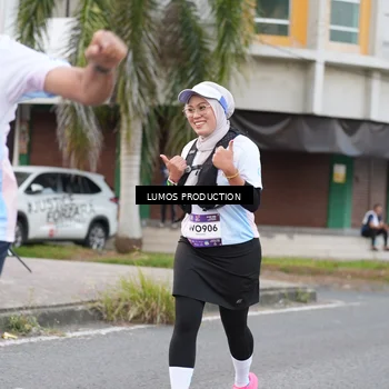 Runner Photo 7996661