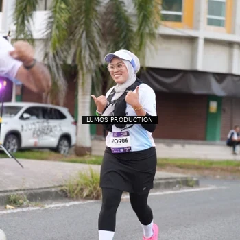 Runner Photo 7996669