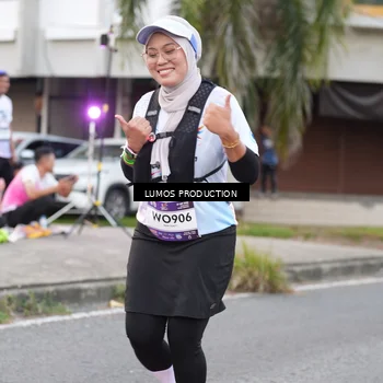 Runner Photo 7996675