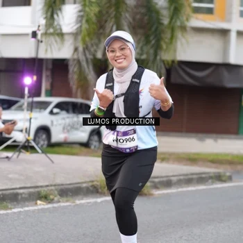 Runner Photo 7996676