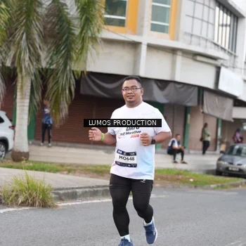 Runner Photo 7996682
