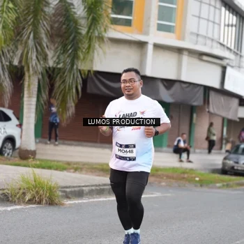 Runner Photo 7996689