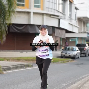 Runner Photo 7996694
