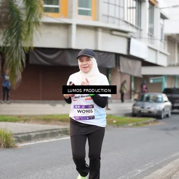 Runner Photo 7996705