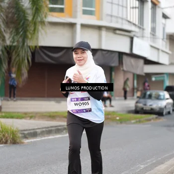 Runner Photo 7996707