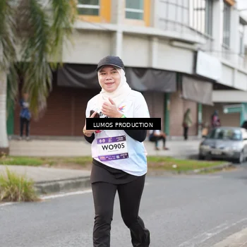 Runner Photo 7996710