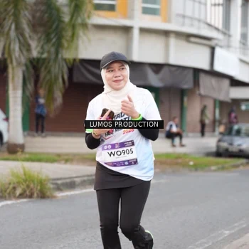 Runner Photo 7996713