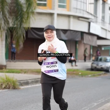 Runner Photo 7996715