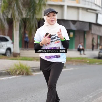 Runner Photo 7996721