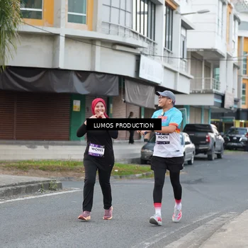 Runner Photo 7996724