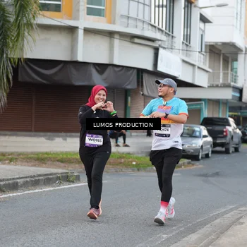 Runner Photo 7996734