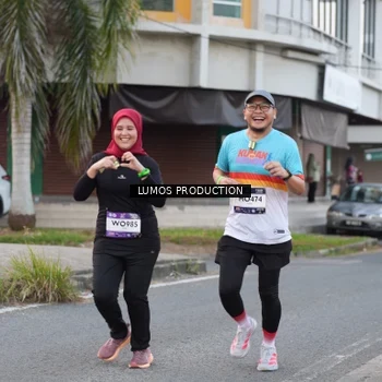 Runner Photo 7996749