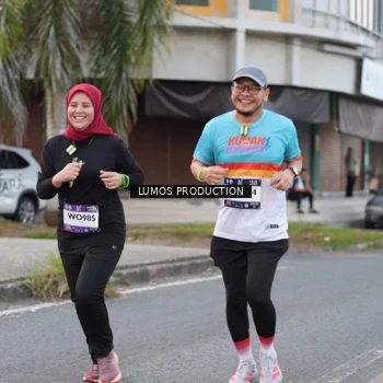 Runner Photo 7996757