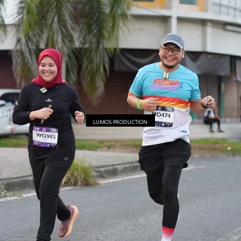 Runner Photo 7996763