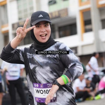 Runner Photo 7996811