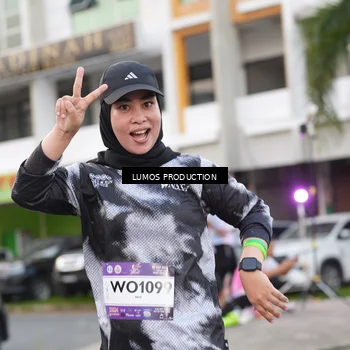 Runner Photo 7996813