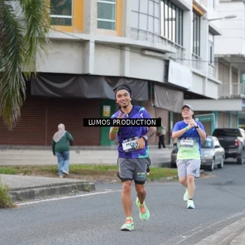 Runner Photo 7996832
