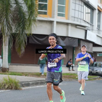 Runner Photo 7996843