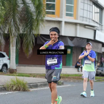 Runner Photo 7996854