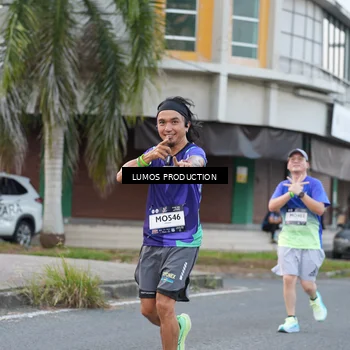 Runner Photo 7996856