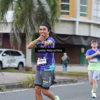 Runner Photo 7996866