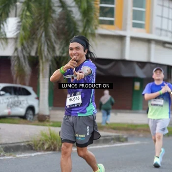 Runner Photo 7996868