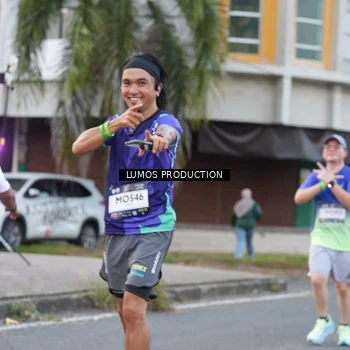 Runner Photo 7996870