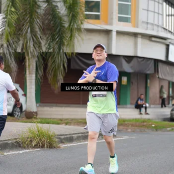 Runner Photo 7996877