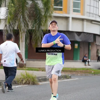 Runner Photo 7996886