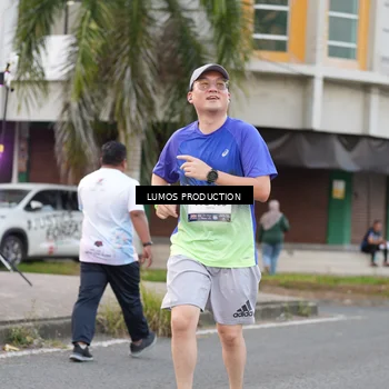 Runner Photo 7996893