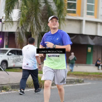 Runner Photo 7996895