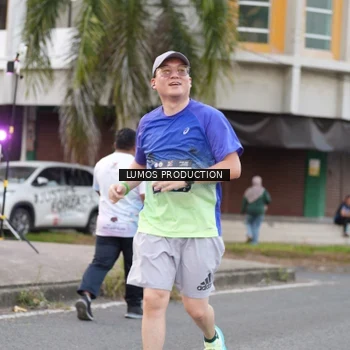 Runner Photo 7996896