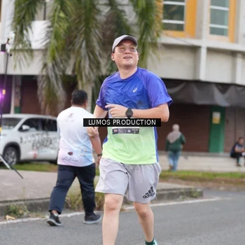 Runner Photo 7996897