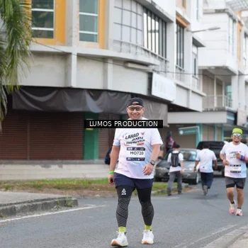Runner Photo 7996901