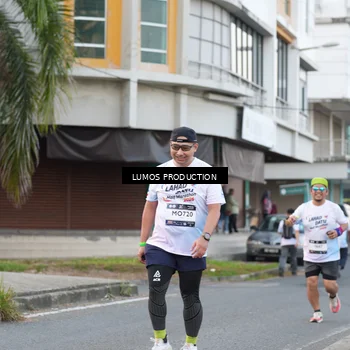 Runner Photo 7996918