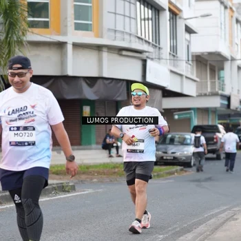 Runner Photo 7996925